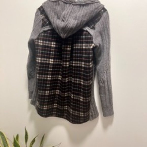 Anthropologie Moth Derry Plaid Sweater Zip Hoodie Size Medium - Picture 8 of 8